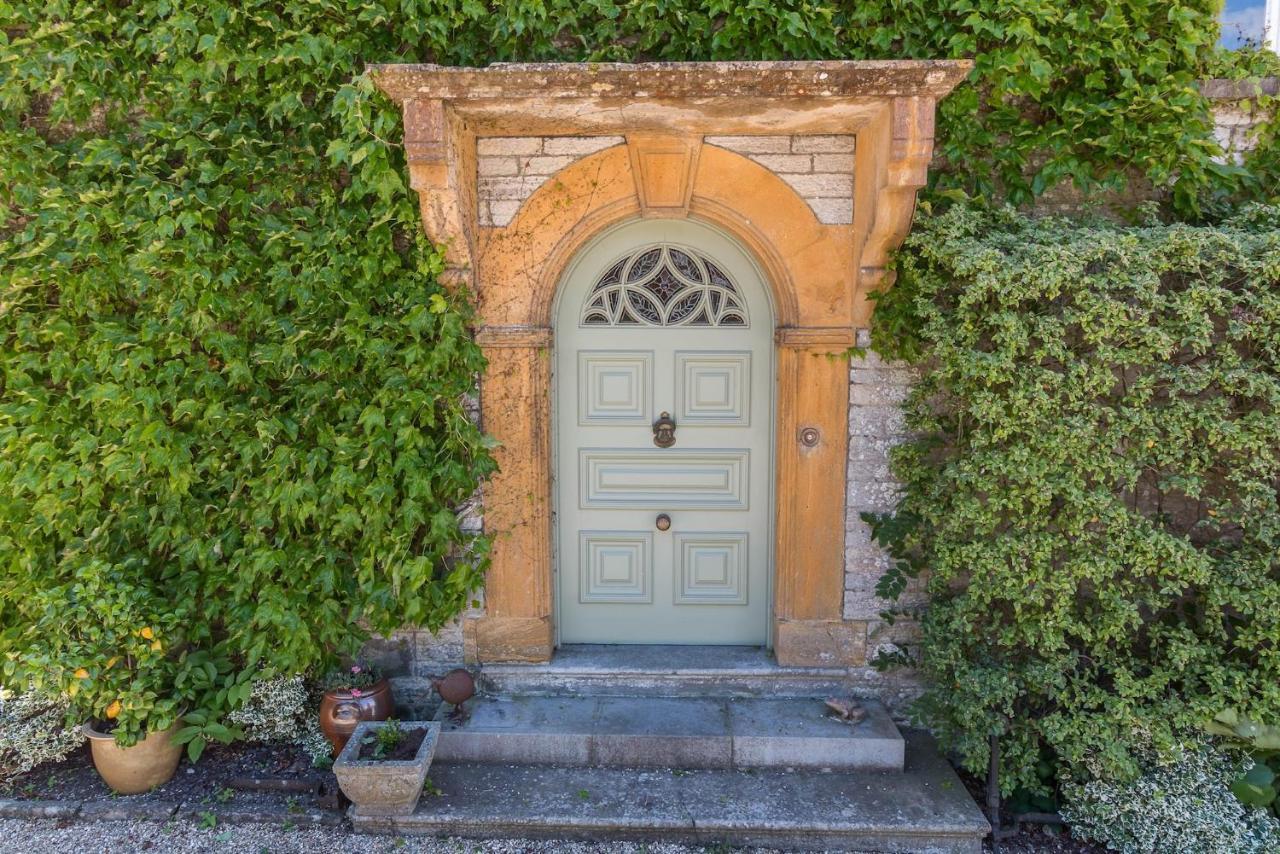 The Mount Somerton Retreat - Nr Bruton, Glastonbury, The Spectacular Wells Cathedral, Millfield School, Leonardo Helicopters, Yeovilton 외부 사진